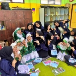 Siswa MI di Mertoyudan Diajak Pahami Etika Digital oleh Mahasiswa UM Magelang