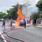Kejadian sebuah kebakaran mobil di Borobudur 14 Januari 2026
