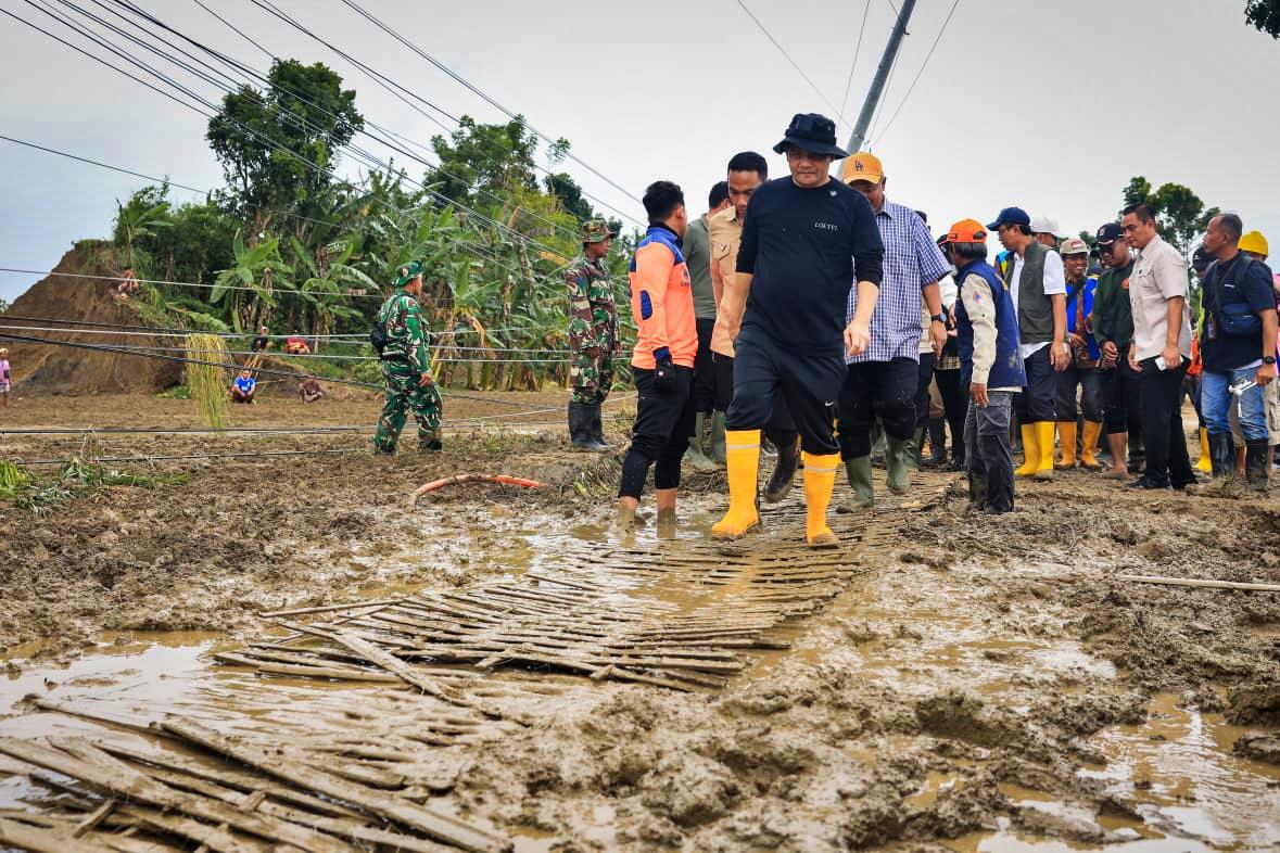 Banjir Lumpuhkan Demak–Grobogan, Ahmad Luthfi Turun Tangan! Normalisasi Sungai Tuntang Jadi Kunci