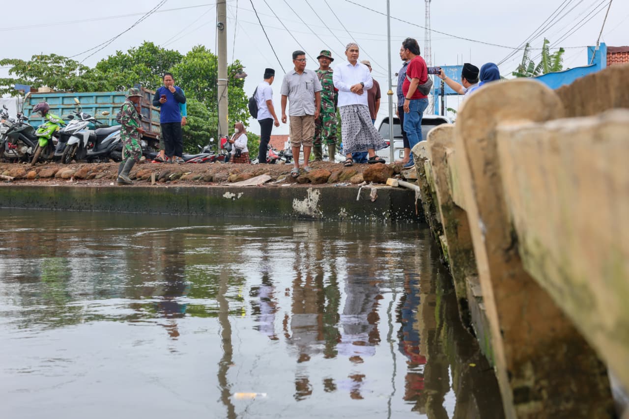 Respons Cepat Aduan Warga Terkait Banjir Pekalongan, Wagub Jateng Langsung Tinjau & Segera Kirim Alat Berat