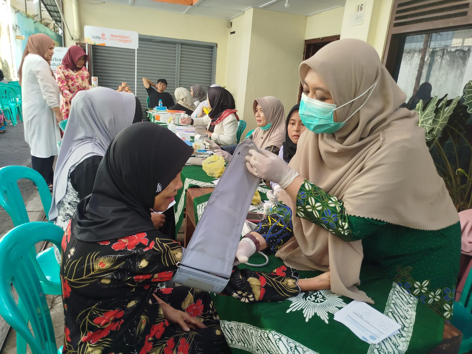 Tarhib Ramadan, SMA Mutual Dan PRM Magersari Kota Magelang Gelar Bakti Sosial