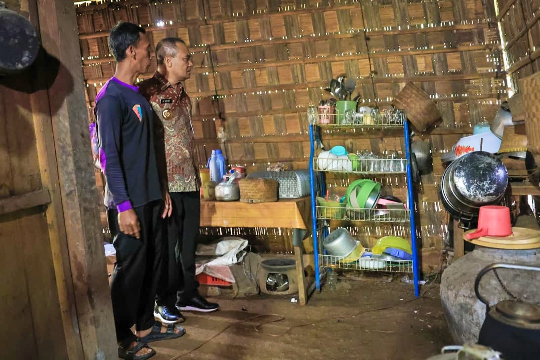 Melongok Rumah yang Bakal Meraih Bantuan Perbaikan RTLH, Dari Lantai Masih Tanah hingga Atap Bocor