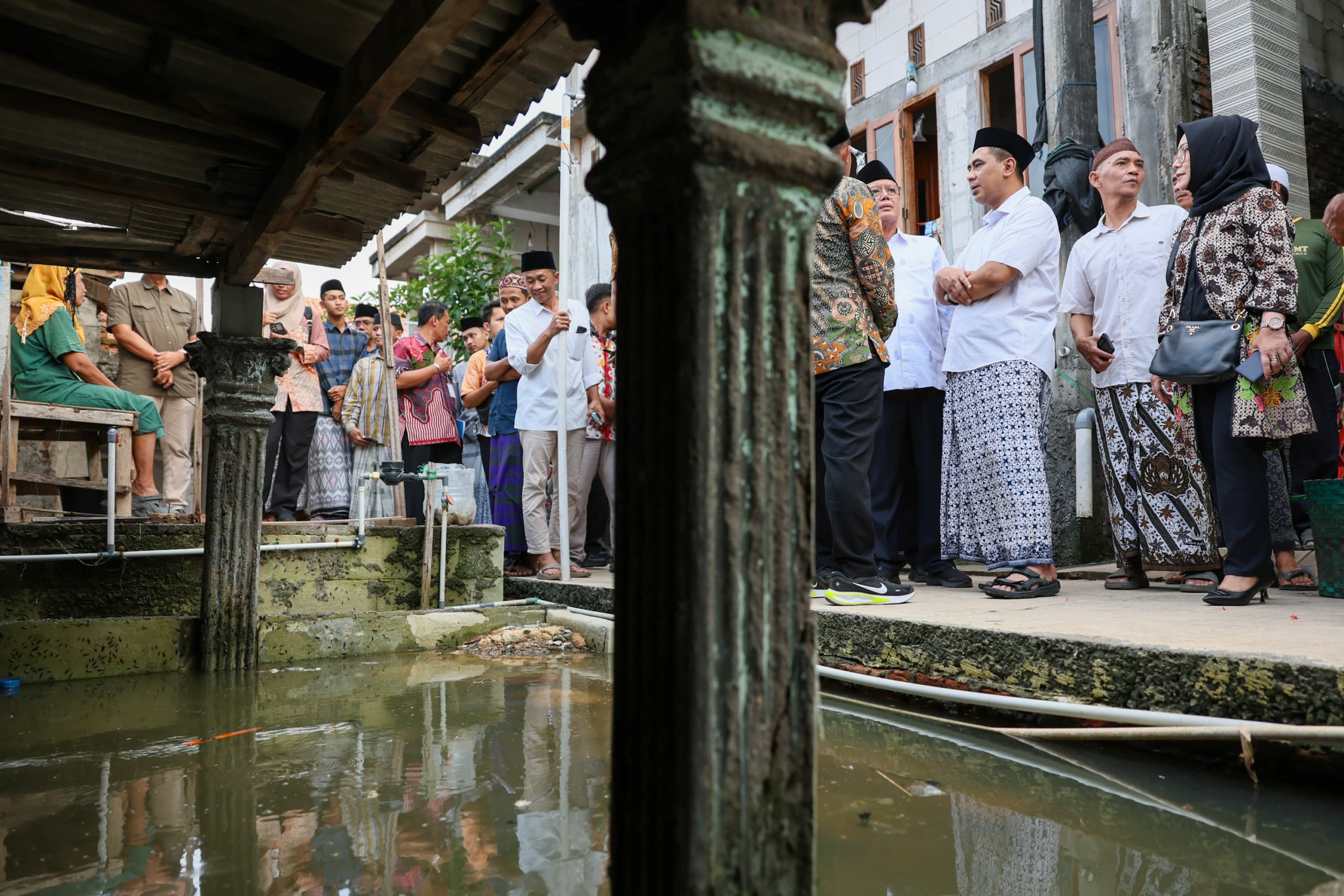 Hidup Berkelindan dengan Rob, Warga Demak Ini Bisa Bernapas Lega Usai Disambangi Taj Yasin