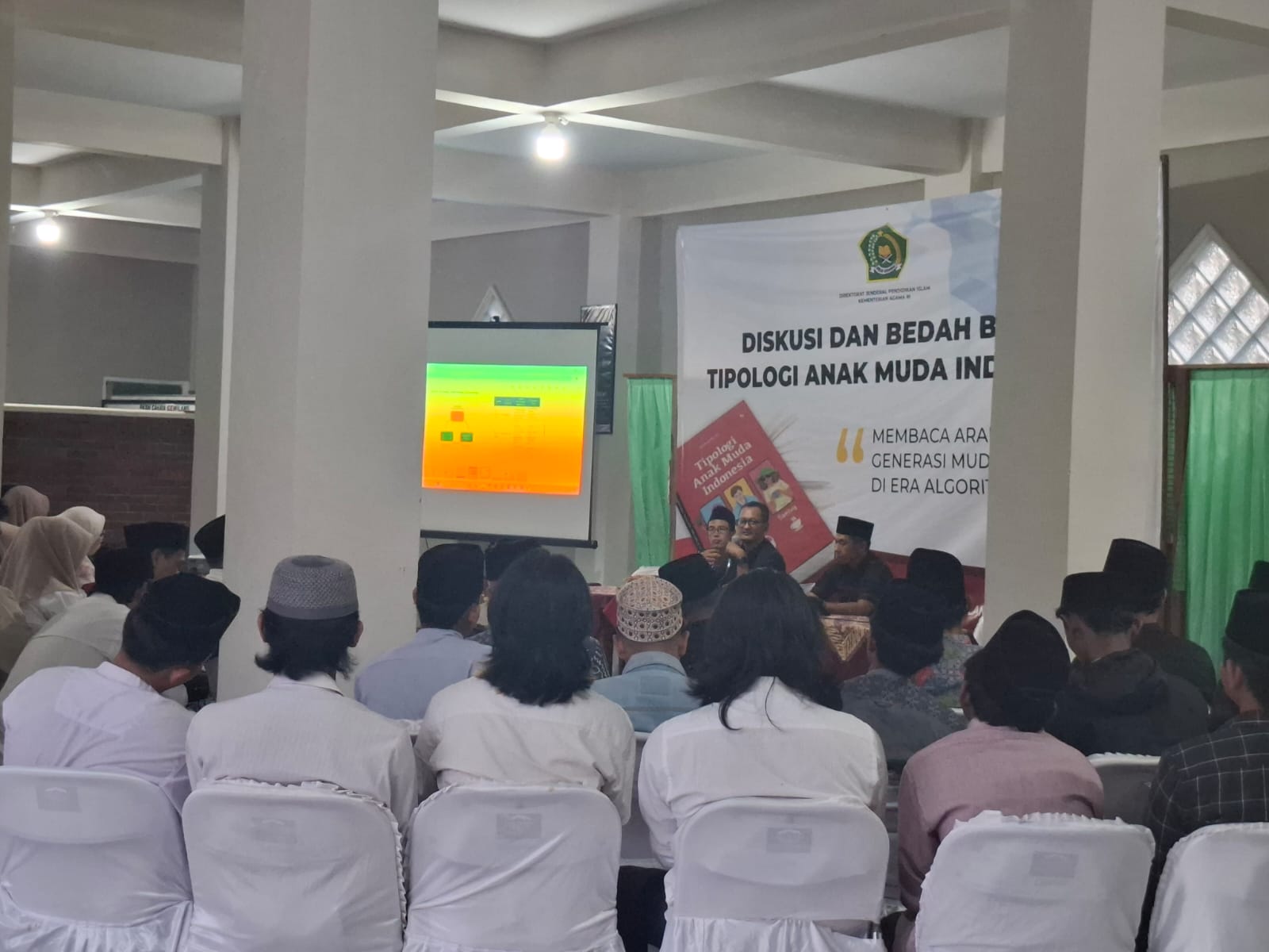Diskusi dan Bedah Buku Tipologi Anak Muda Indonesia di Magelang, Membaca Arah Generasi Muda di Era Algoritma