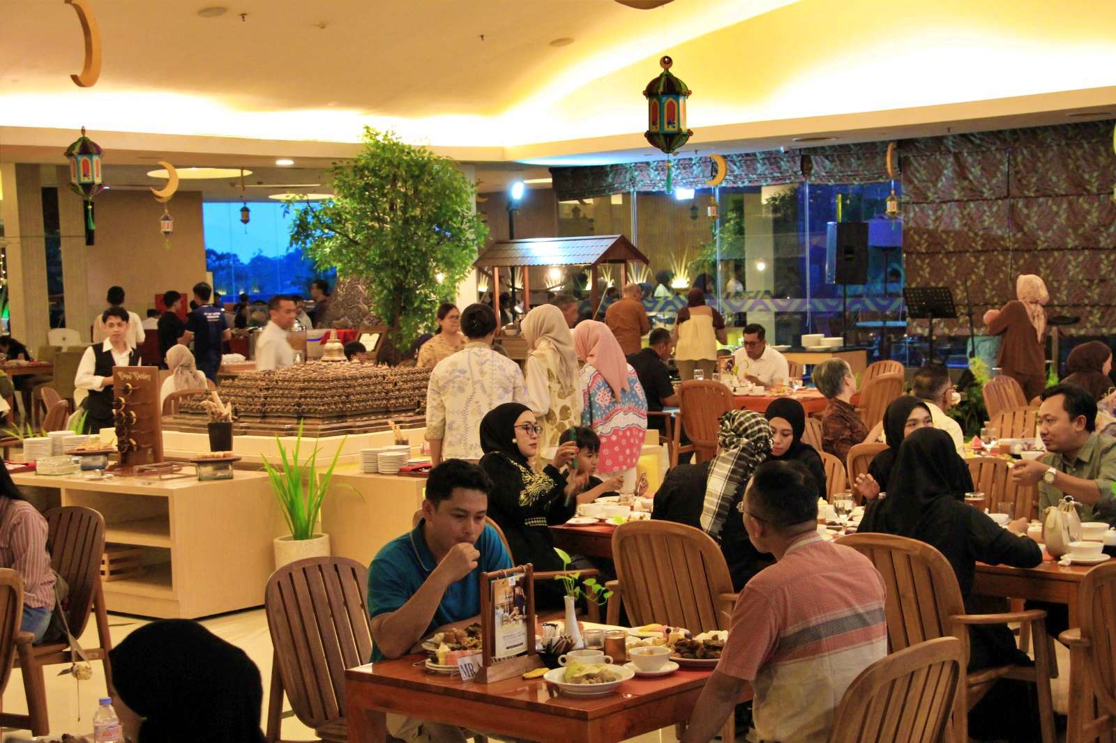 Ribuan Tamu Nikmati Buka Puasa Bersama di Grand Artos Hotel Magelang Lewat Program Pesona Ramadan 2026