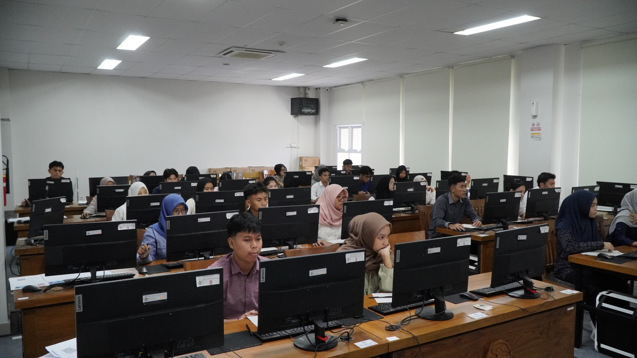 Hari Pertama UTBK-SNBT 2026 di Untidar Berjalan Lancar, Tidak Ada Kendala Teknis