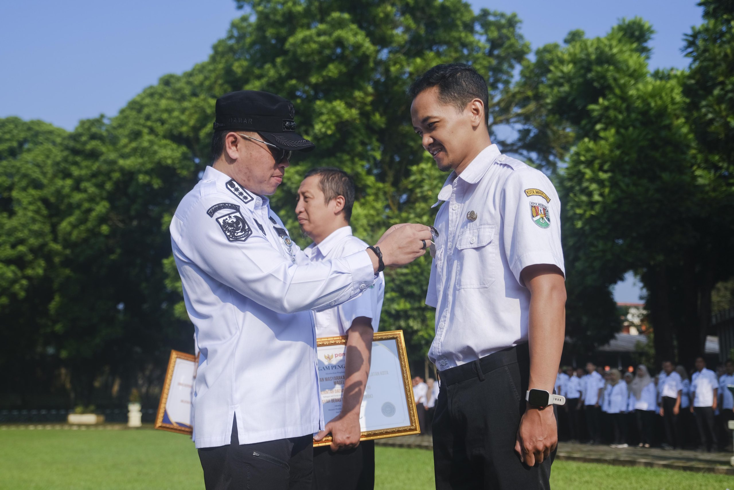 Wali Kota Magelang Beri Apresiasi Unit Kerja Peraih Predikat WBK dan WBBM 2025