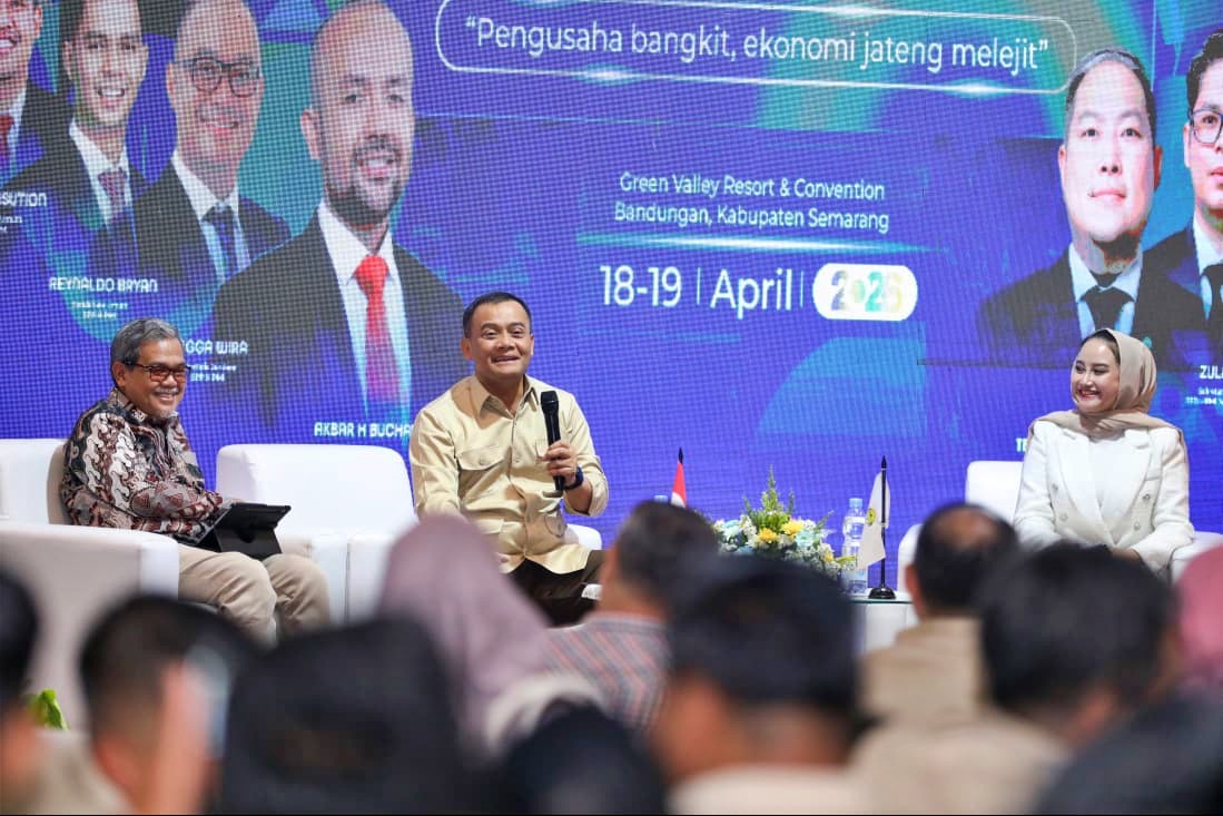 Demi Ungkit Perekonomian Daerah, Gubernur Ahmad Luthfi Dorong Terobosan Kreatif Pengusaha MudaDemi Ungkit Perekonomian Daerah, Gubernur Ahmad Luthfi Dorong Terobosan Kreatif Pengusaha Muda