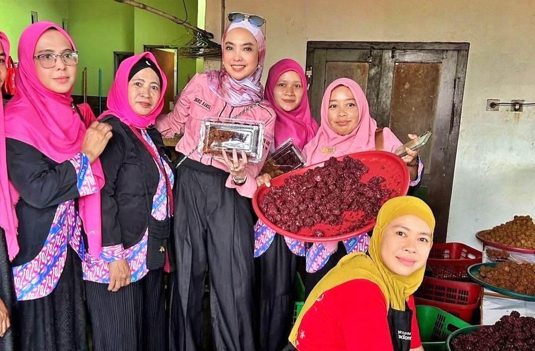 Dorong UMKM Naik Kelas, Ketua Umum IPEMI Pusat Ingrid Kansil Kunjungi Sentra Usaha di Kabupaten Magelang