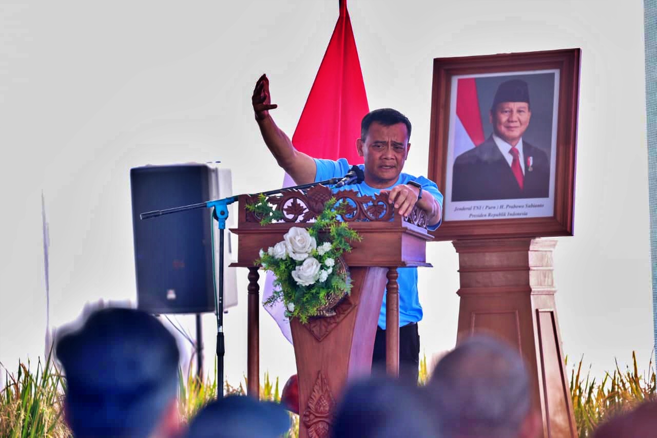 Gubernur Ahmad Luthfi Ancam Tindak Tegas Pengusaha Tambang Nakal