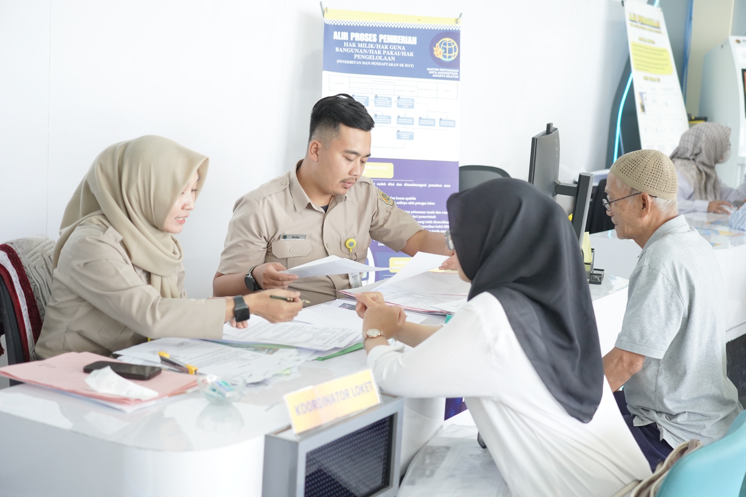 Beda Fungsi dan Kegunaan, Kenali Perbedaan Pengecekan Sertipikat dan SKPT