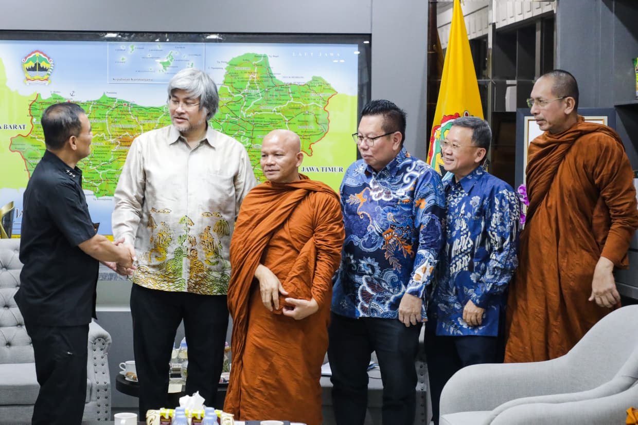 Menjelang Waisak 2026 di Candi Borobudur Magelang, Walubi Jateng Temui Gubernur Jateng