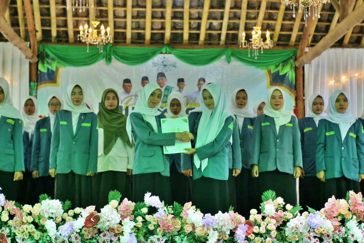 Nakhoda Baru Pelajar NU Salaman, Pelantikan PAC IPNU IPPNU Berlangsung Khidmat