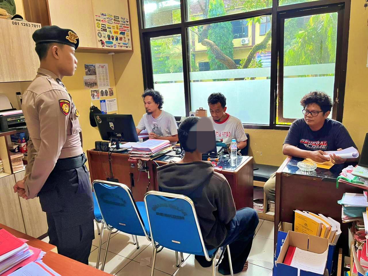 Pelajar bawa sajam di Terminal Muntilan diamankan Polisi