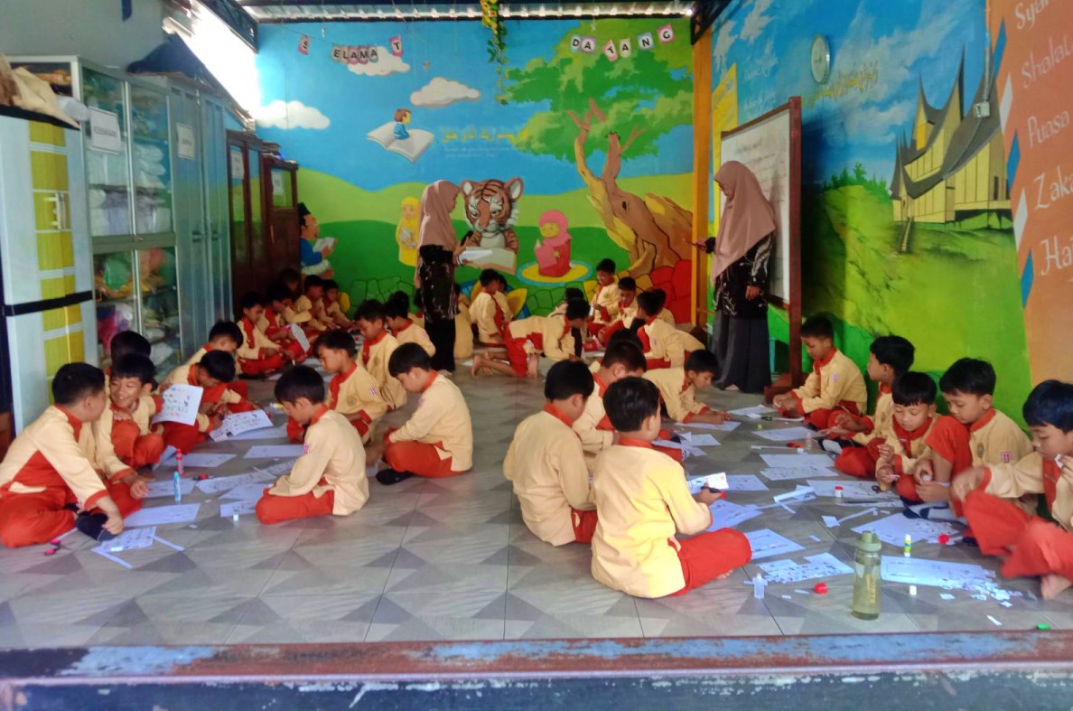 SDIT Zaid Bin Tsabit Gelar Kegiatan Kokurikuler Bertema “Sehat Lingkunganku, Sehat Diriku”