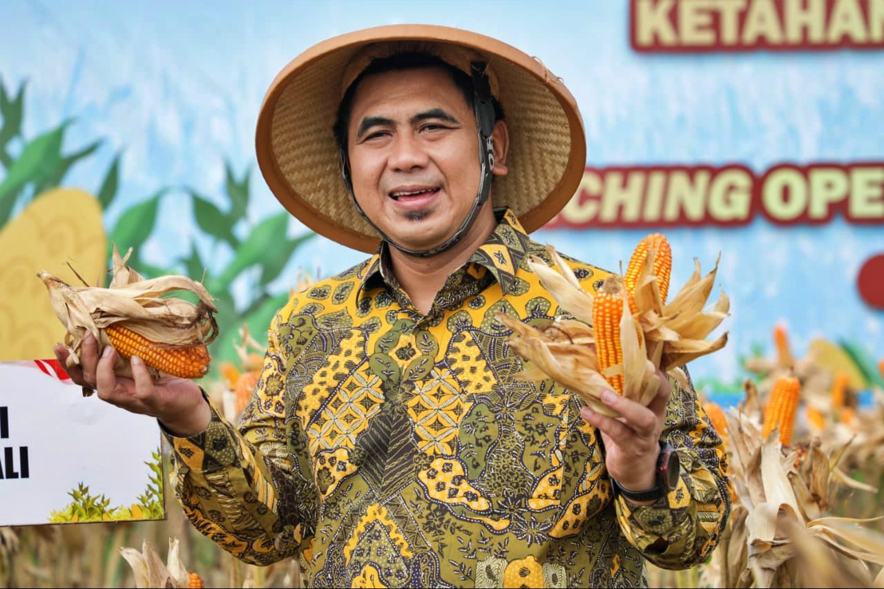 Taj Yasin Hadiri Panen Raya Jagung Serentak, Pemprov Jateng Apresiasi Polri Ikut Dukung Ketahanan Pangan