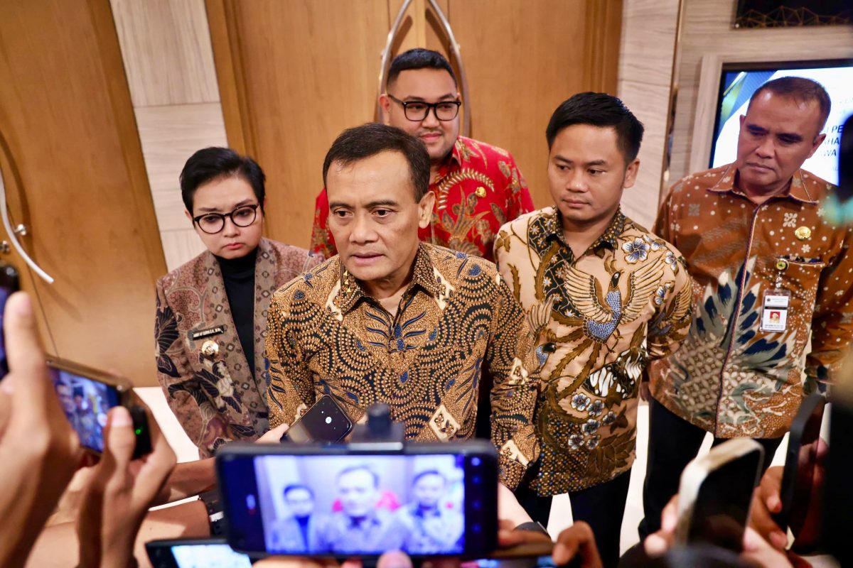 Gubernur Luthfi Instruksikan APBD Perubahan 2026 Untuk Genjot Perbaikan Jalan