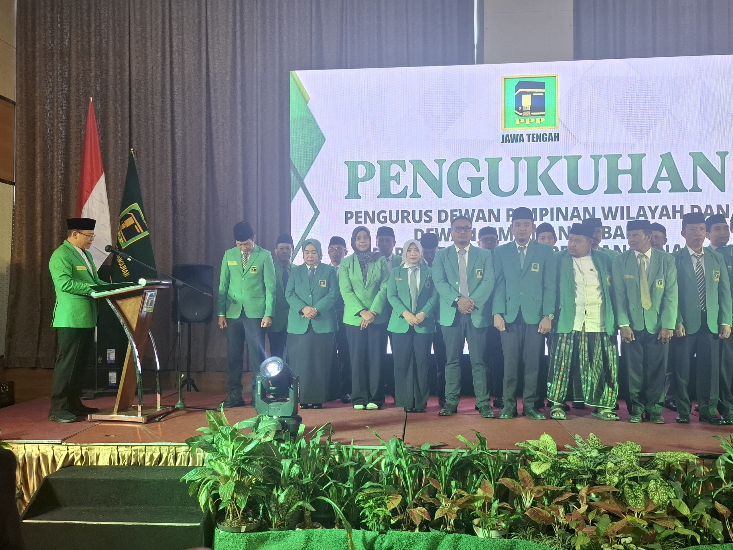 Ketum PPP Mardiono Kukuhkan Pengurus DPW dan DPC se-Jateng