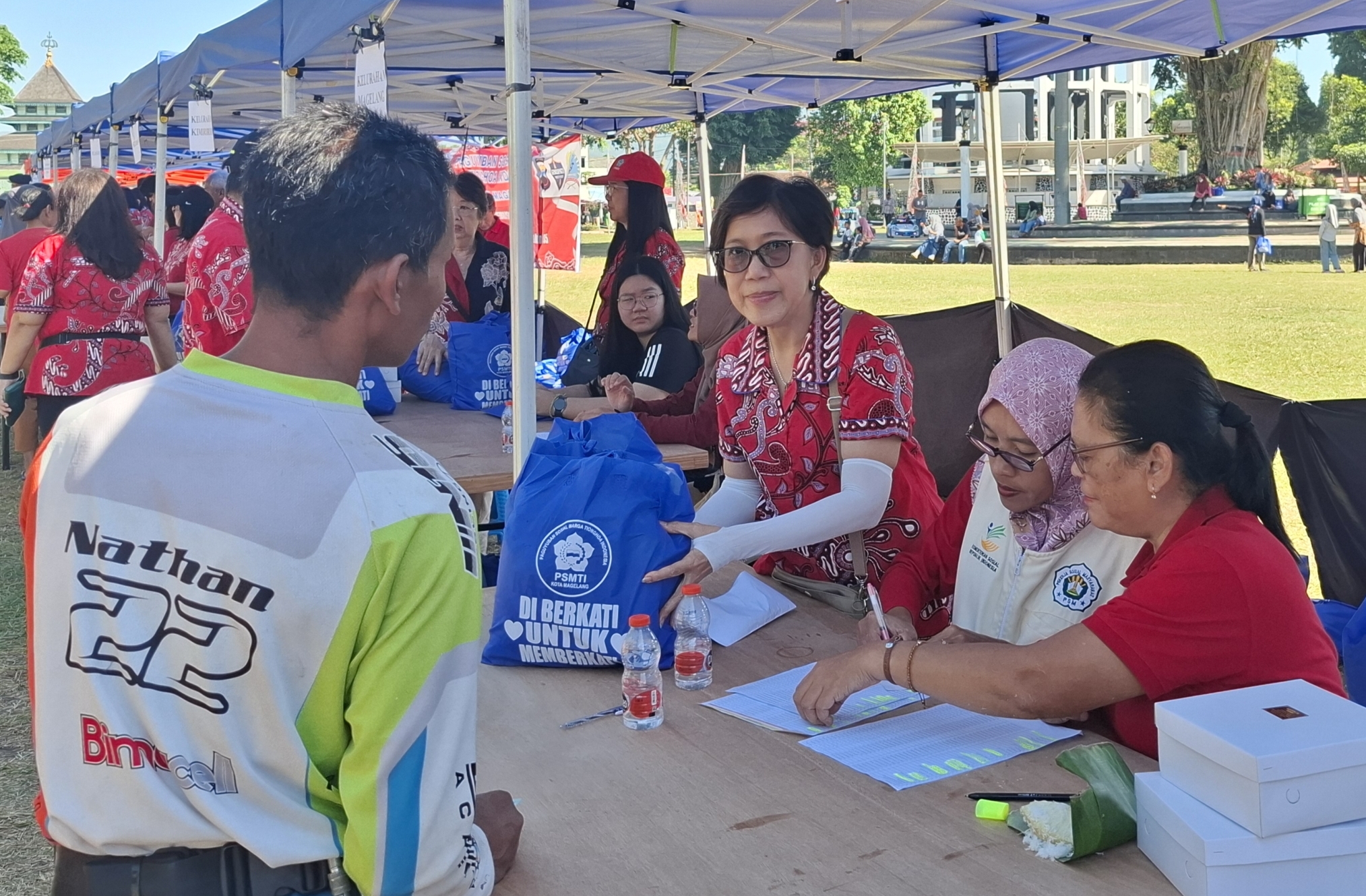 Peduli Sesama, PSMTI Kota Magelang Kembali Gelar Tebus Murah Sembako