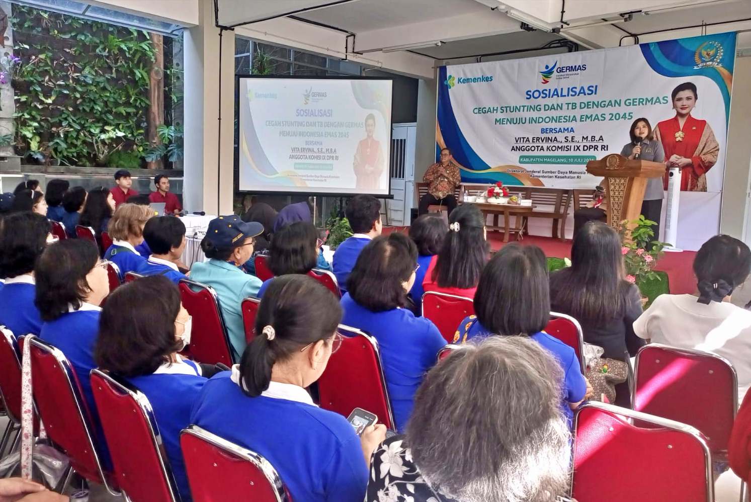 Anggota Komisi IX DPR RI, Vita Ervina sosialisasi Germas yang digelar di Aula Gedung Galang Livin, Kabupaten Magelang,