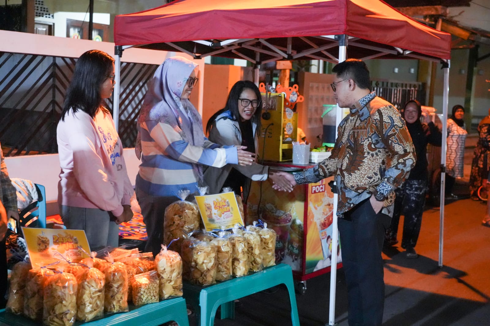 Gotong Royong Hidupkan UMKM Jurangombo Utara Kota Magelang