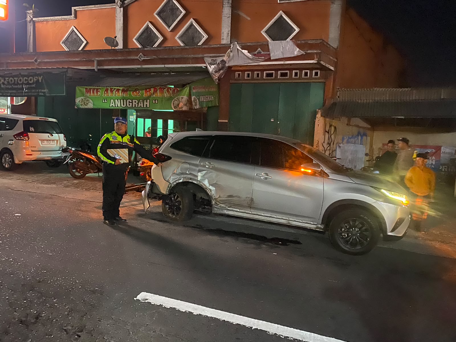 Tidak Jauh dari Lokasi yang Sama, Kecelakaan Beruntun Kembali Terjadi di Pakis Magelang Libatkan 5 Kendara