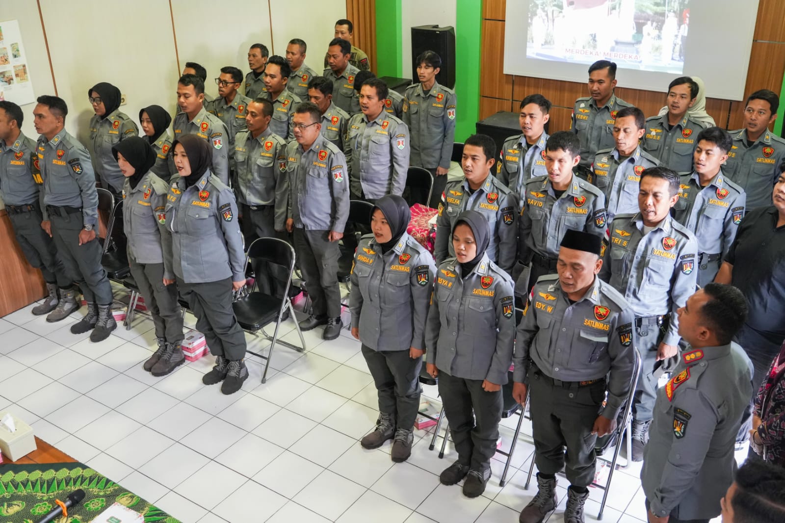 Wali Kota Magelang Minta Satlinmas Perkuat Deteksi Dini Potensi Konflik