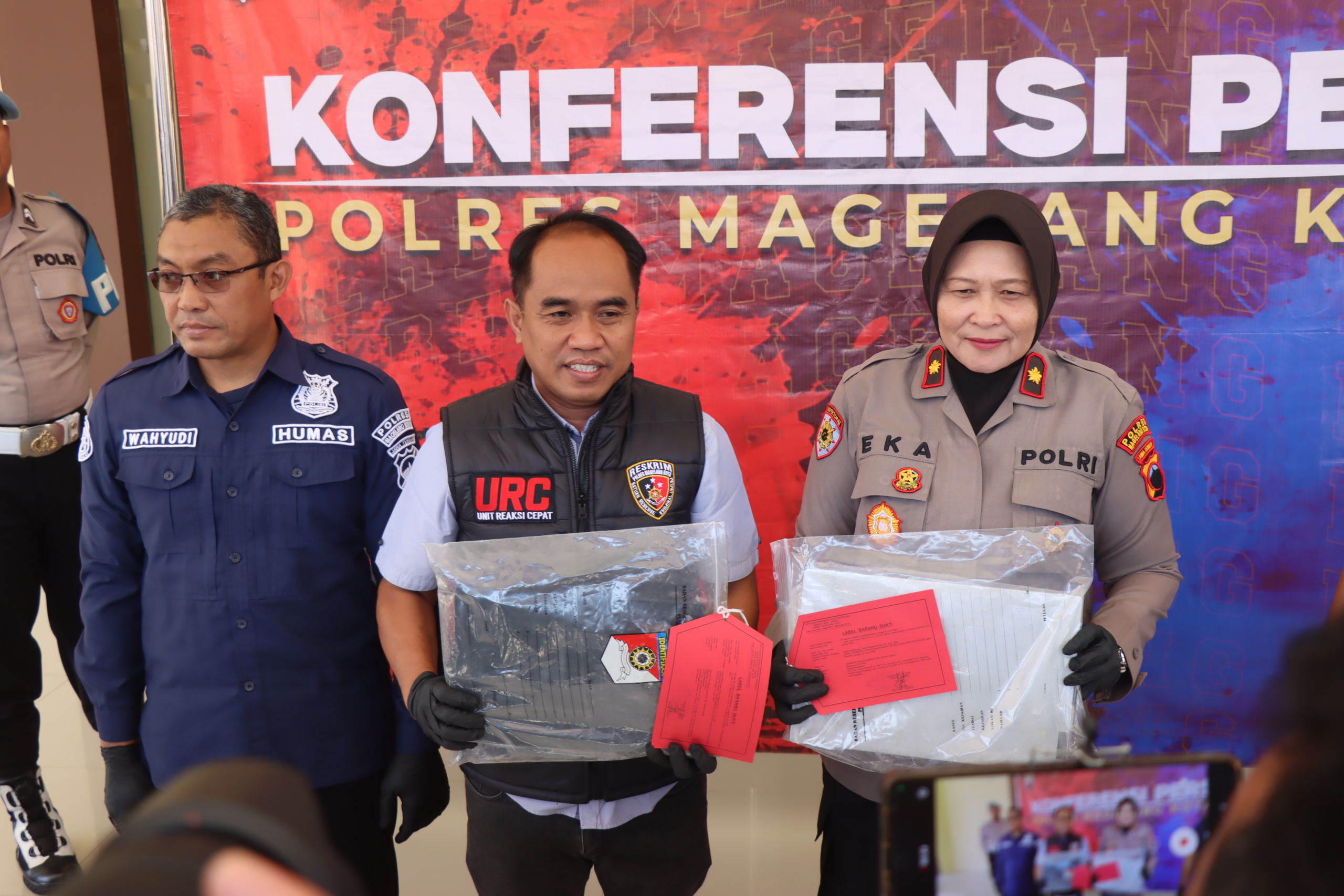 Gondol Laptop SD di Bandongan, Dua Pemuda Diringkus Polres Magelang Kota