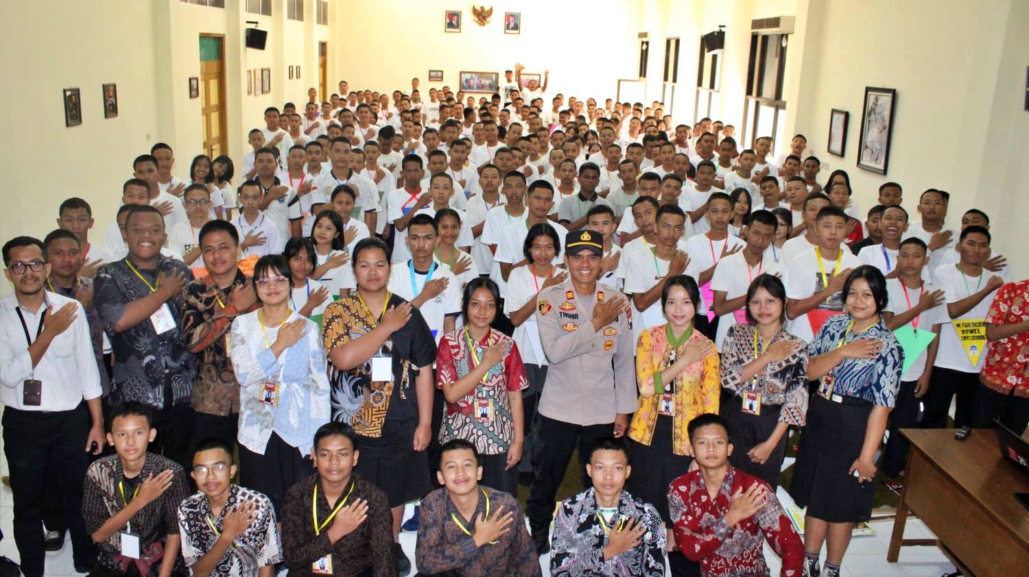 Kapolsek Muntilan Jadi Narasumber Kegiatan MPLS Di SMK Pangudi Luhur Muntilan