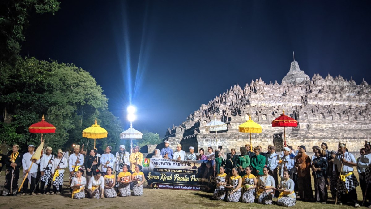 Kirab Pusaka Nusantara di Candi Borobudur