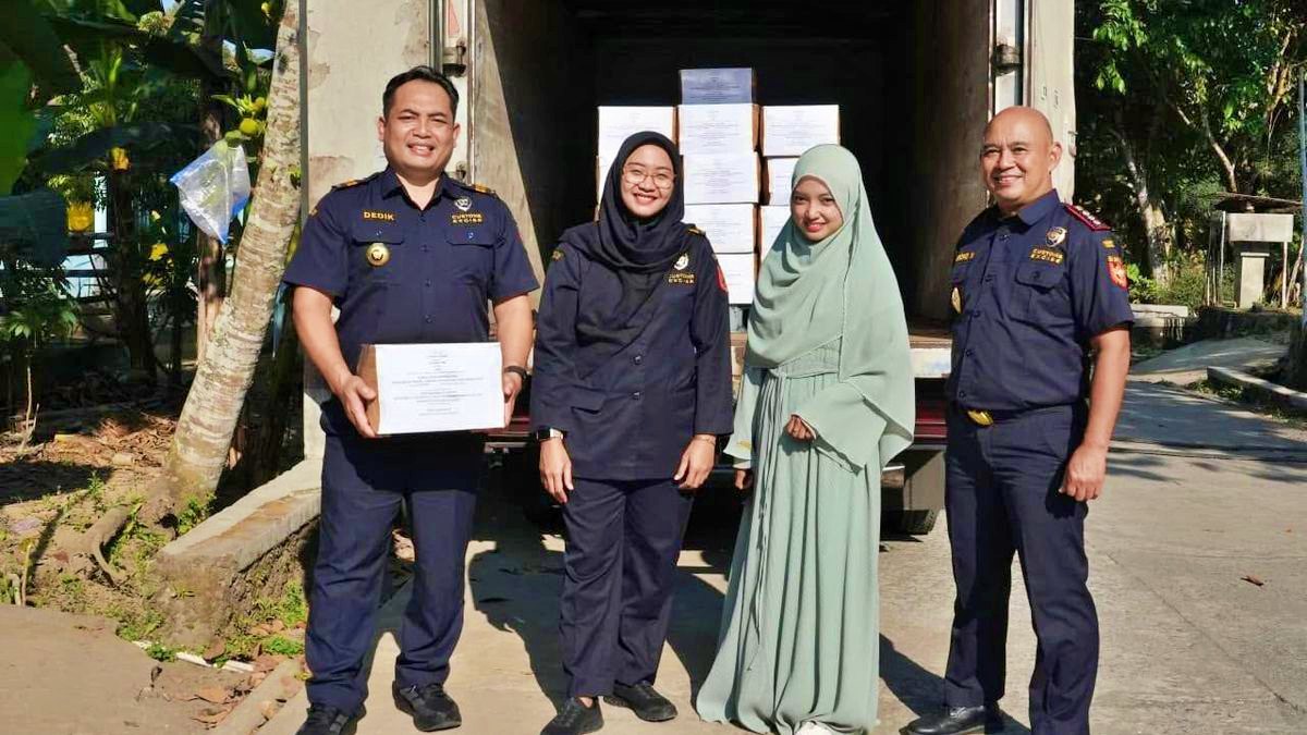 Pelepasan ekspor gula kelapa organik atau organic coconut sugar ke Malaysia, di Dusun Semen, Kecamatan Candimulyo, Kabupaten Magelang._Foto Bea Cukai_ Kamis (16/7/2026)