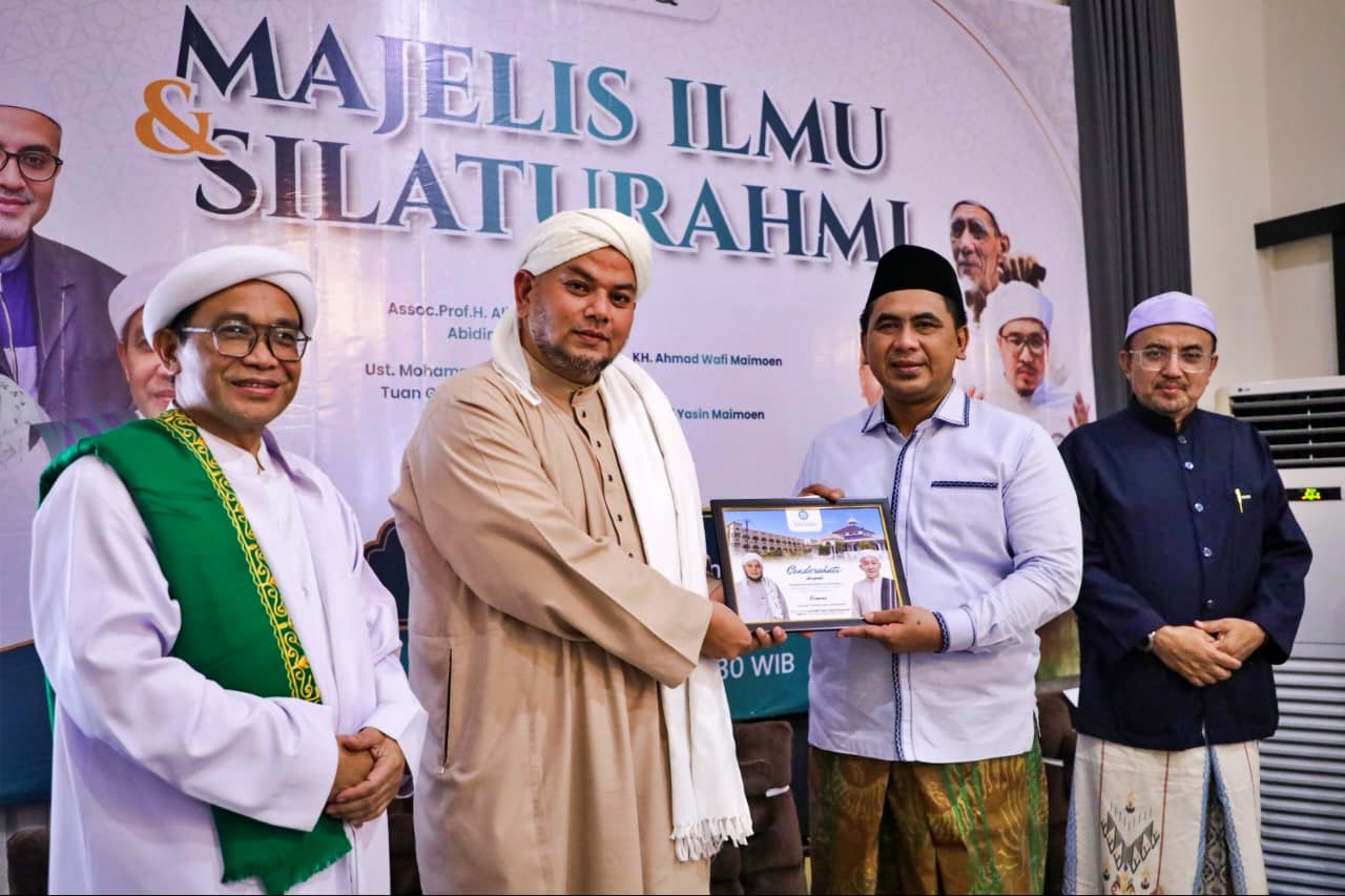 Taj Yasin Perluas Kerja Sama Jateng-Malaka, Gandeng Pesantren untuk Pertukaran Santri dan Guru