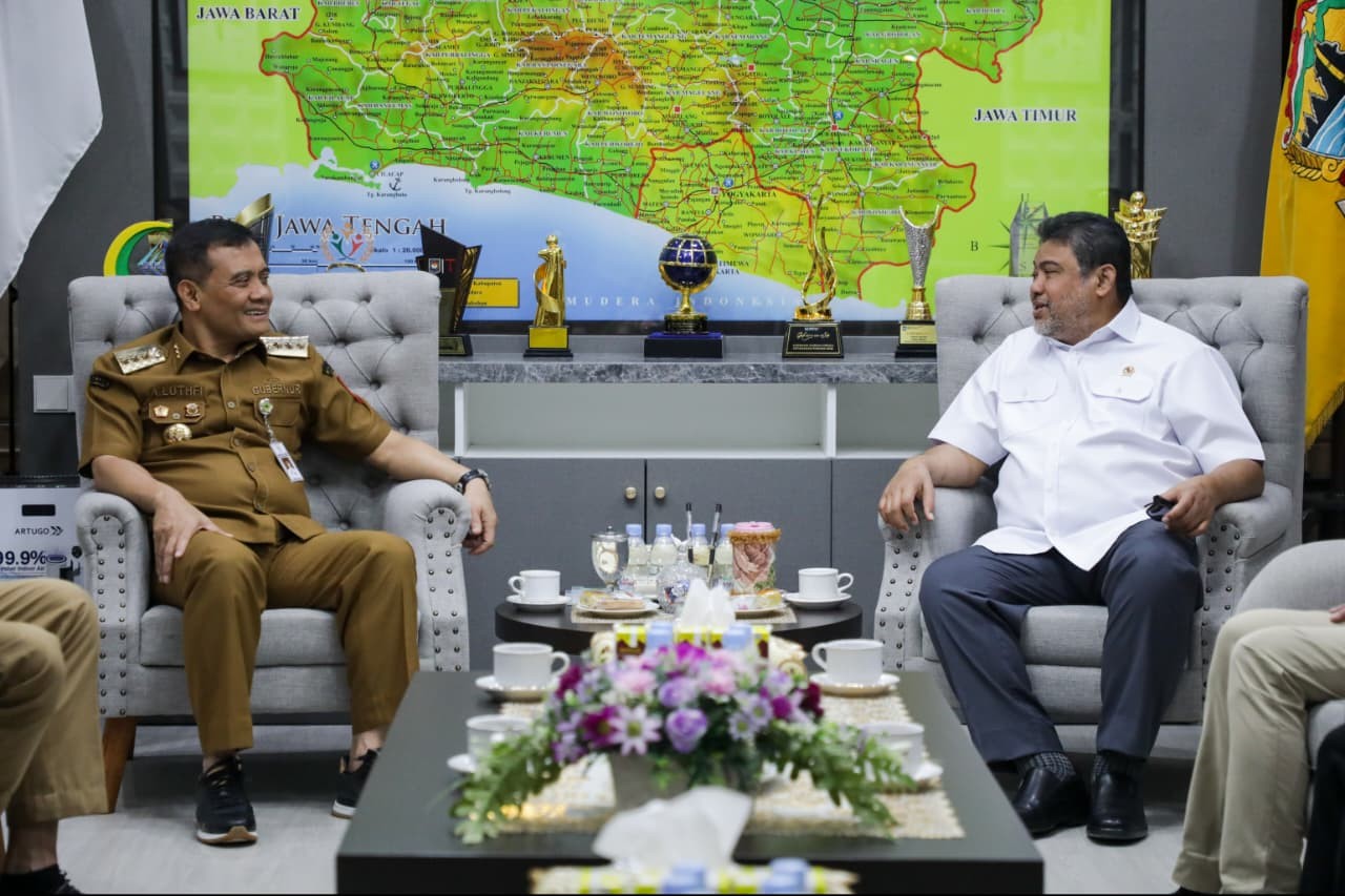 UMP Jateng 2026 Naik 7,28 Persen, Ahmad Luthfi Dorong Kesejahteraan Buruh Lewat Program Baru