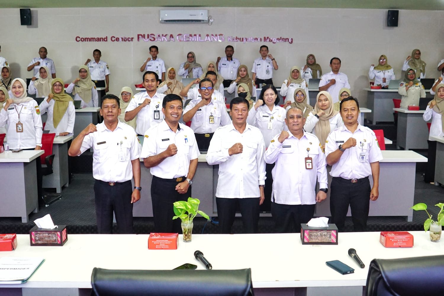 Wakil Bupati Magelang, Sahid saat melaunching sistem informasi MAPAN Magelang, Teras Desa dan Transformers.