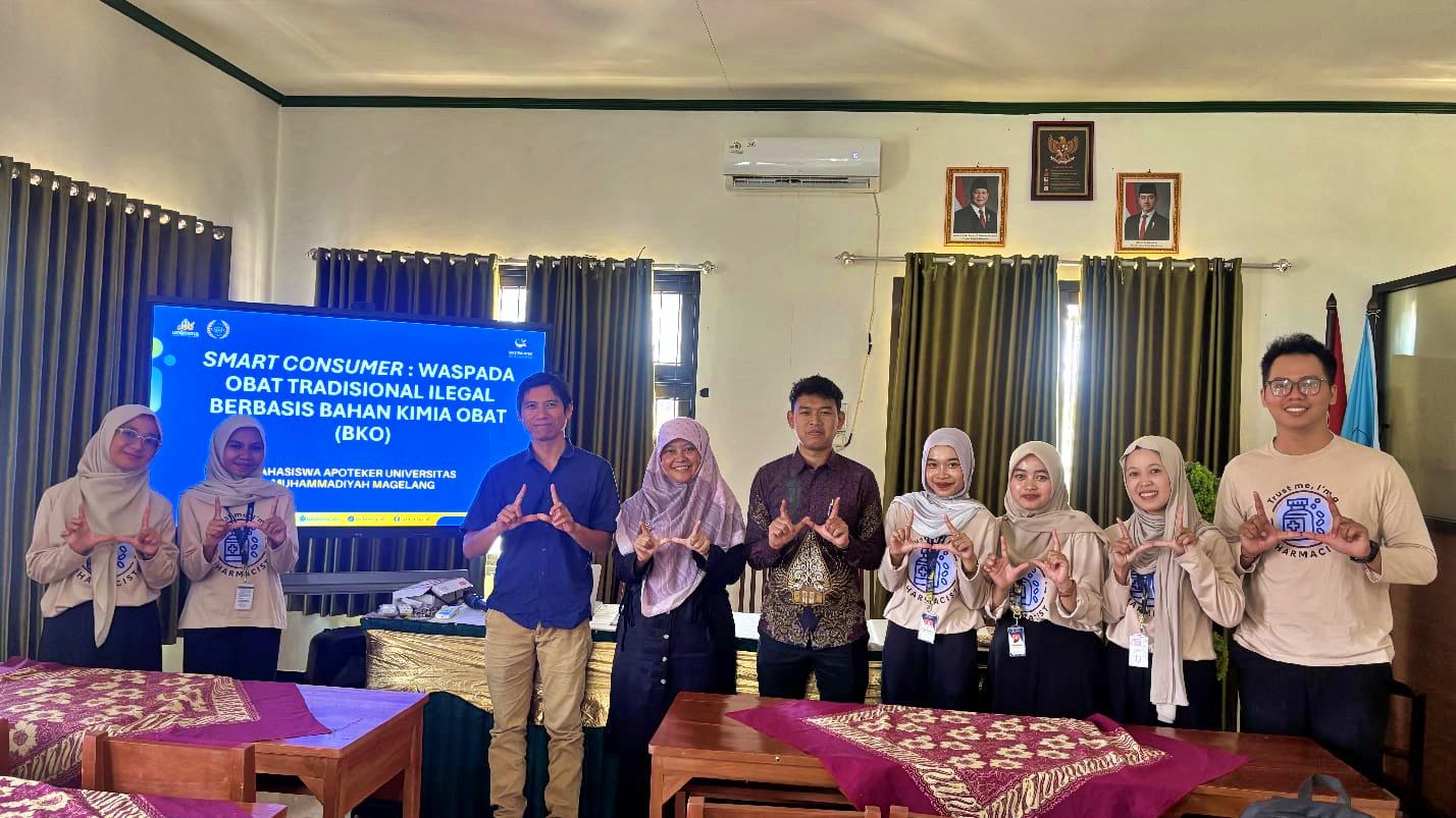 Wujudkan Smart Consumer, Mahasiswa Apoteker UNIMMA Edukasi Siswa SMK Bumantara Terkait Bahaya Bahan Kimia Obat