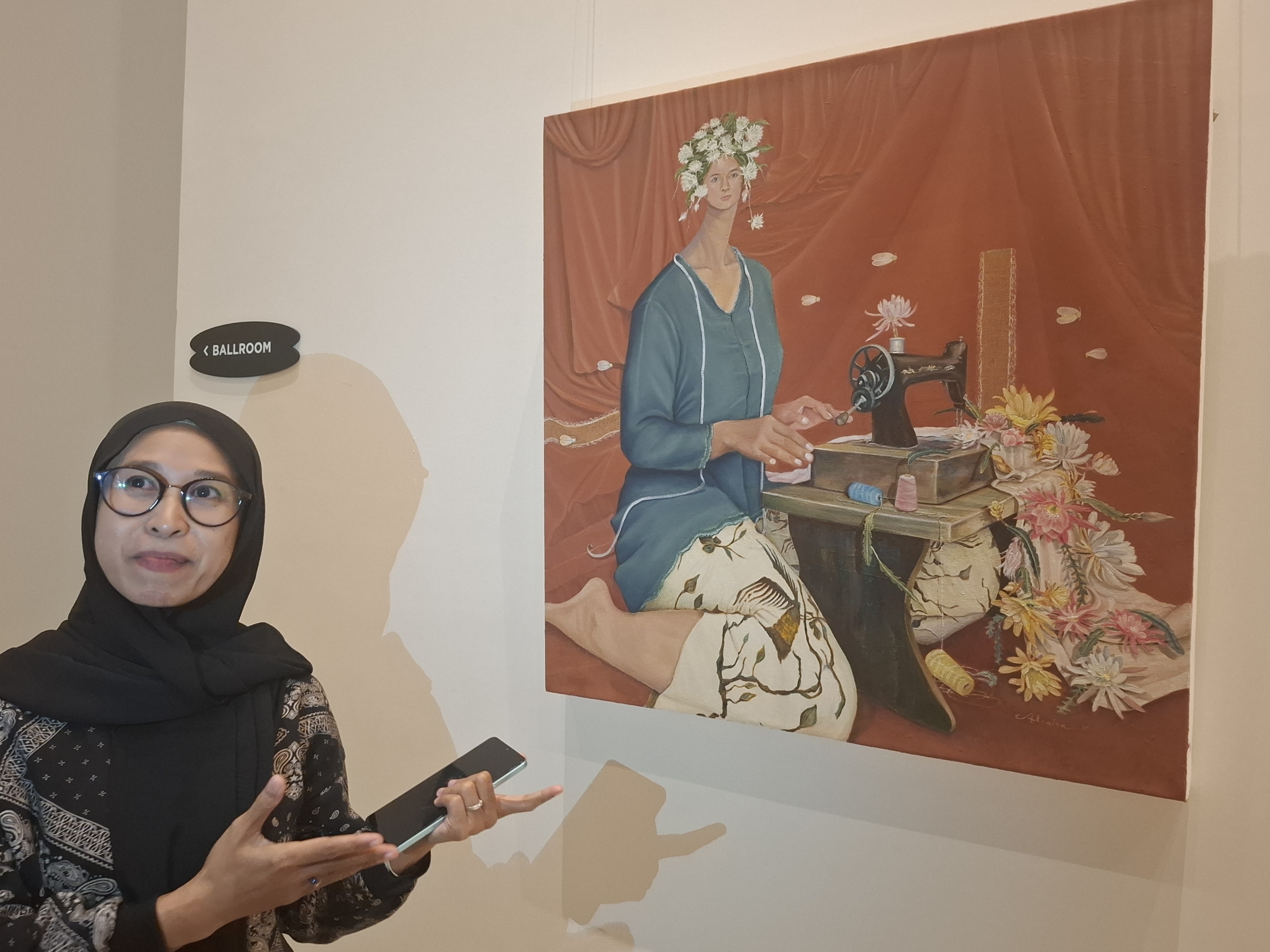 “Weaving The Unseen”:  Menjelajah Karya Unik Ratih Alsaira di ARTOTEL Leguna Magelang