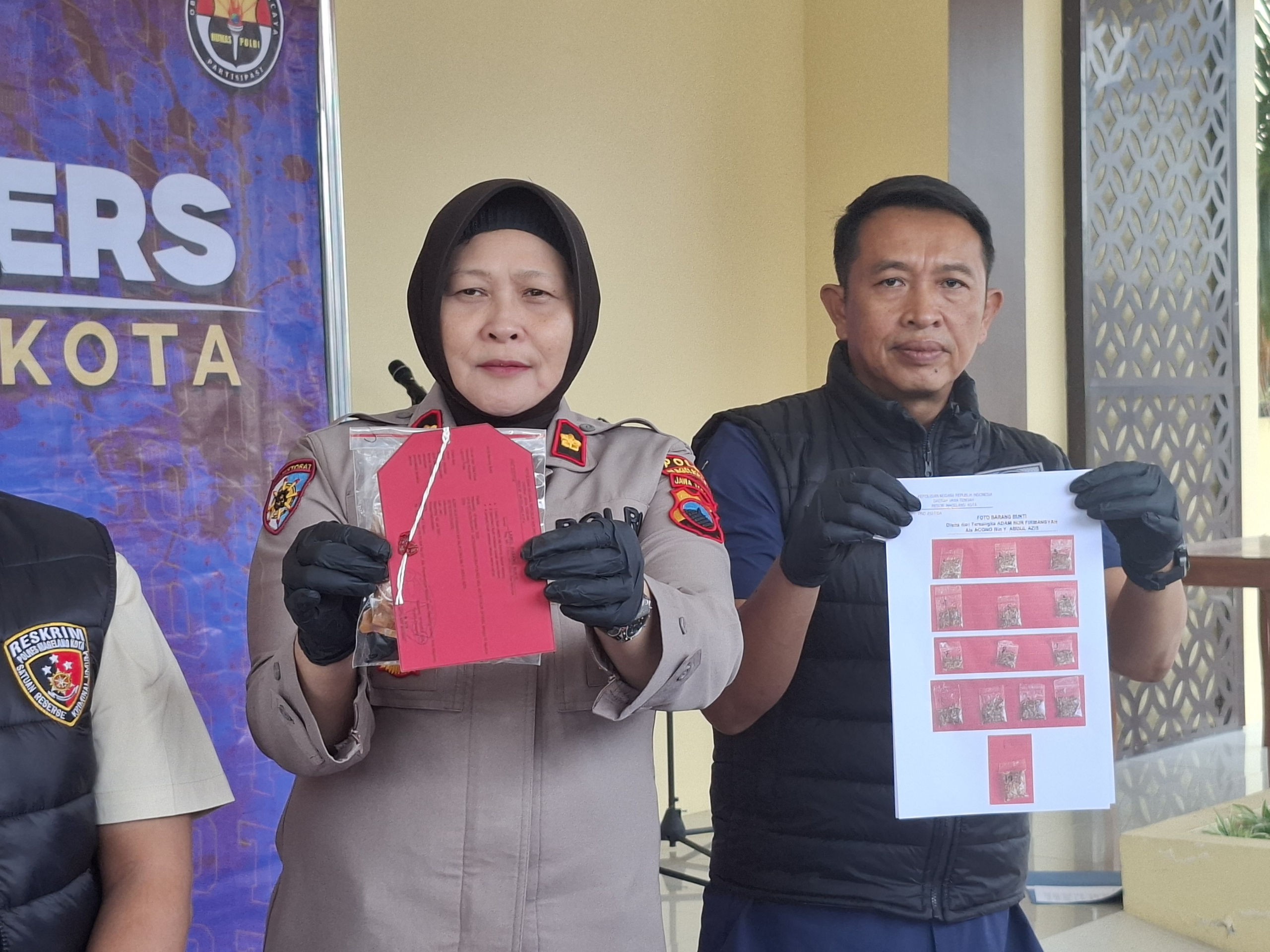 Polres Magelang Kota Ringkus Pengedar Tembakau Sintetis, 17,99 Gram Barang Bukti Disita