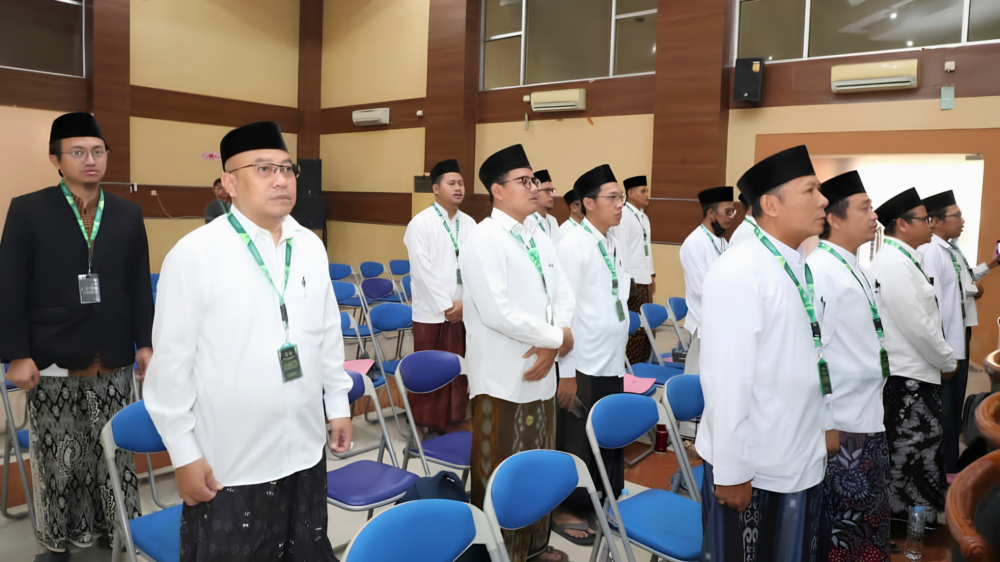 Pemprov Jateng Biayai Kuliah 73 Santri dan Pengasuh Pesantren,