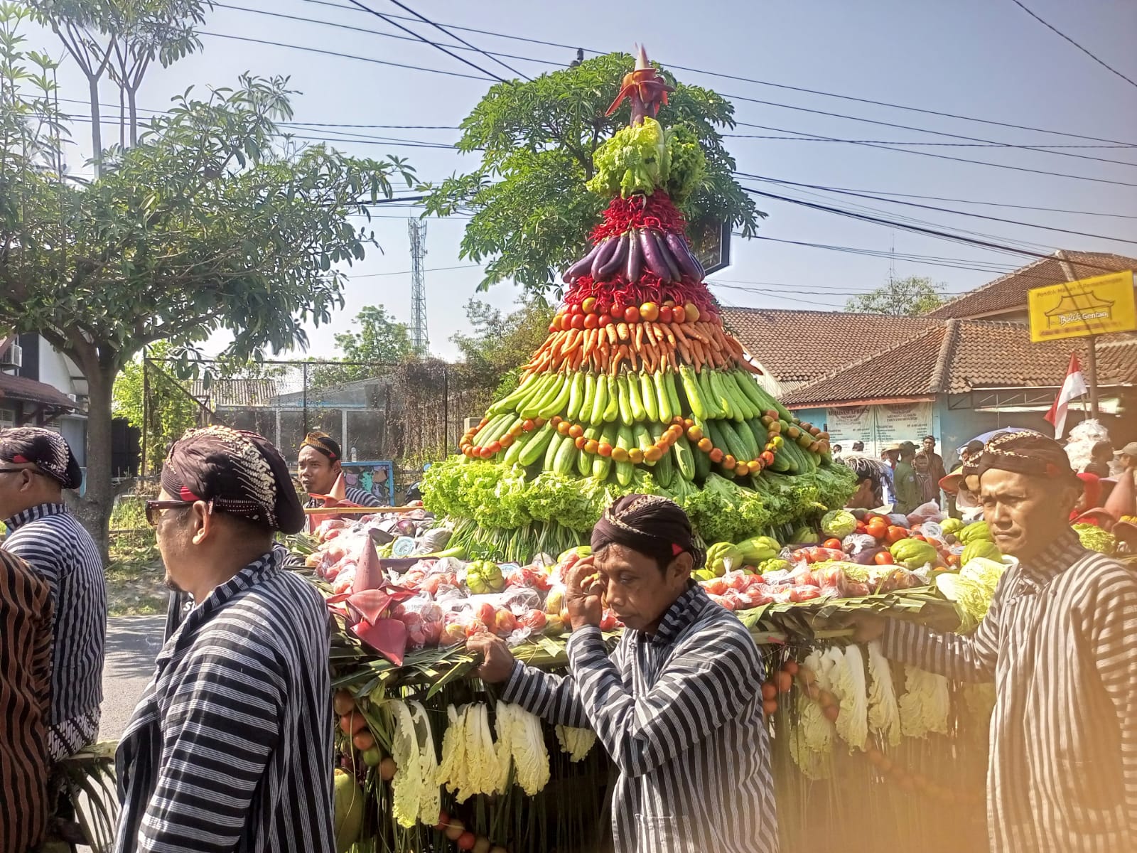 Warga Ngrajek Magelang Gelar Tradisi Merti Desa sebagai Wujud Syukur