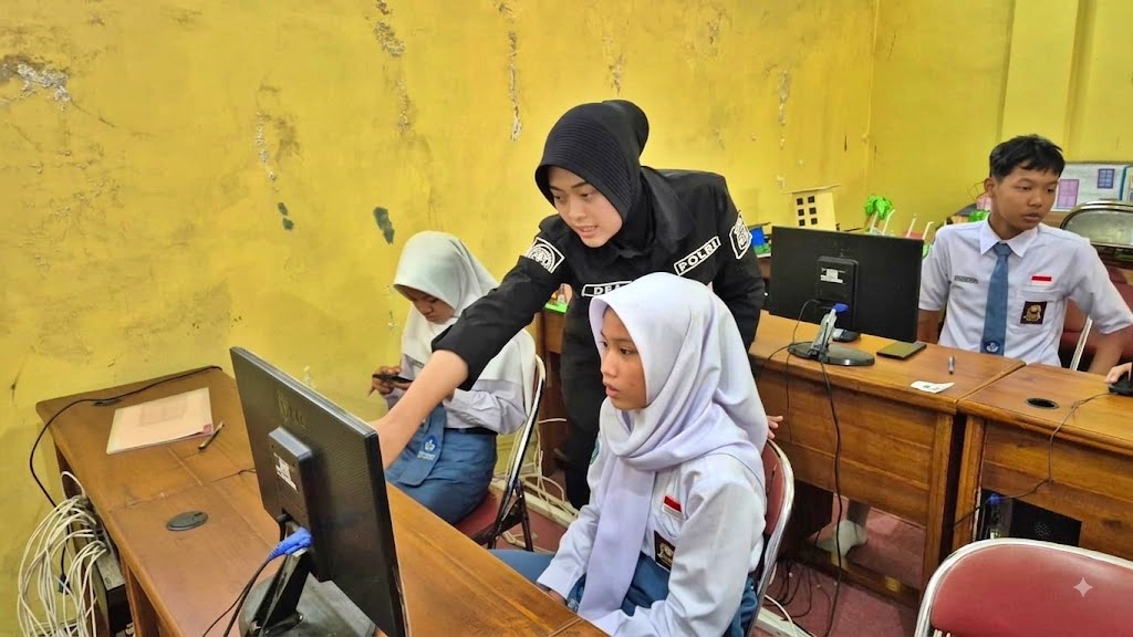 Polresta Magelang Bekali 120 Pelajar SMA N 1 Kota Mungkid dengan Literasi dan Keterampilan AI