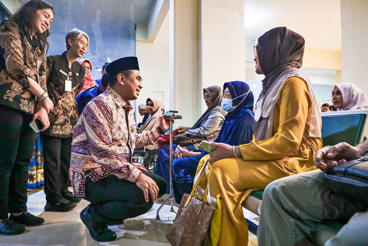 Wagub Taj Yasin Apresiasi Layanan Fast Track RSUD Moewardi