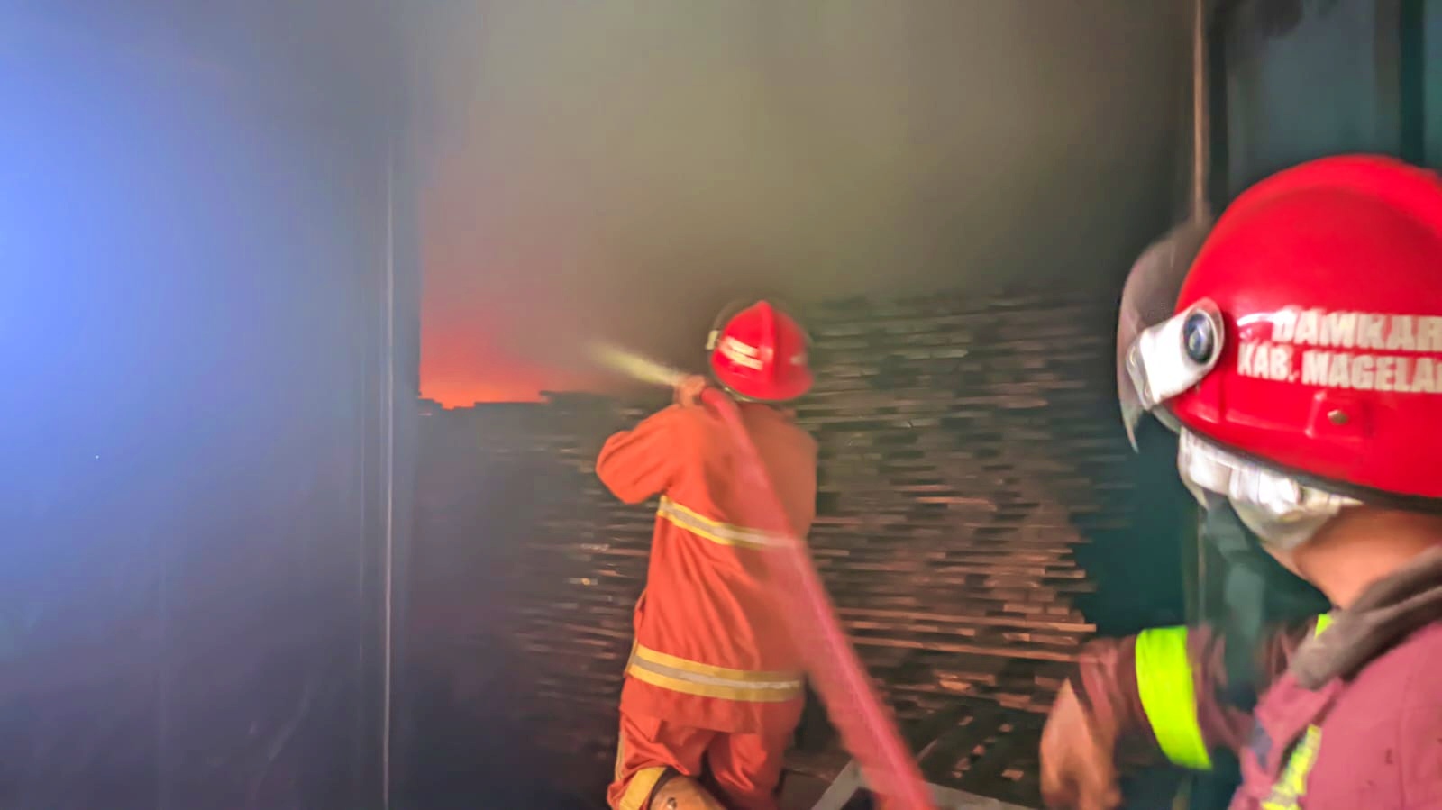 Kebakaran Oven di Pabrik daerah Grabag Magelang