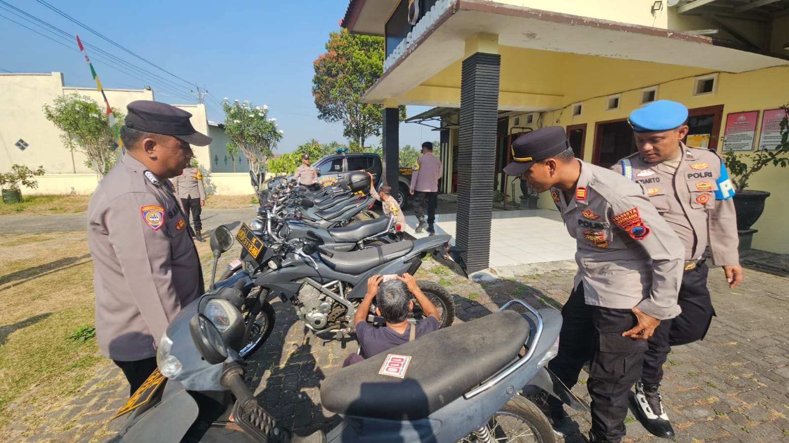 Polsek Sawangan Cek Kendaraan Patroli, Pastikan Siap Layani Masyarakat Magelang