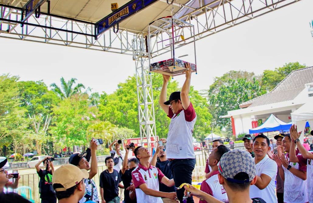 Ribuan Burung Berkicau Ramaikan Piala Bupati Magelang