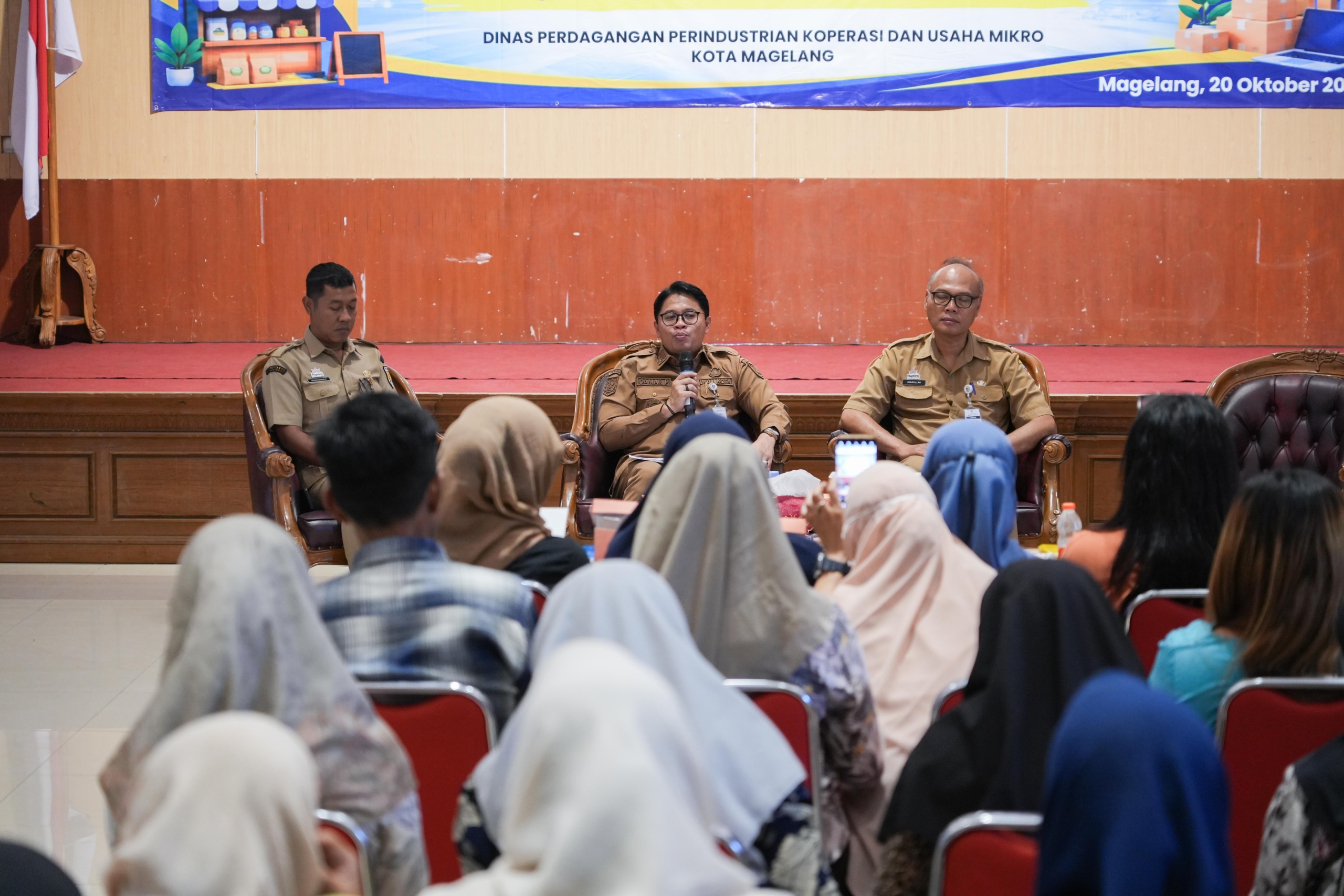 100 Pelaku Usaha Mikro Kota Magelang Dibekali Strategi Pengembangan Bisnis