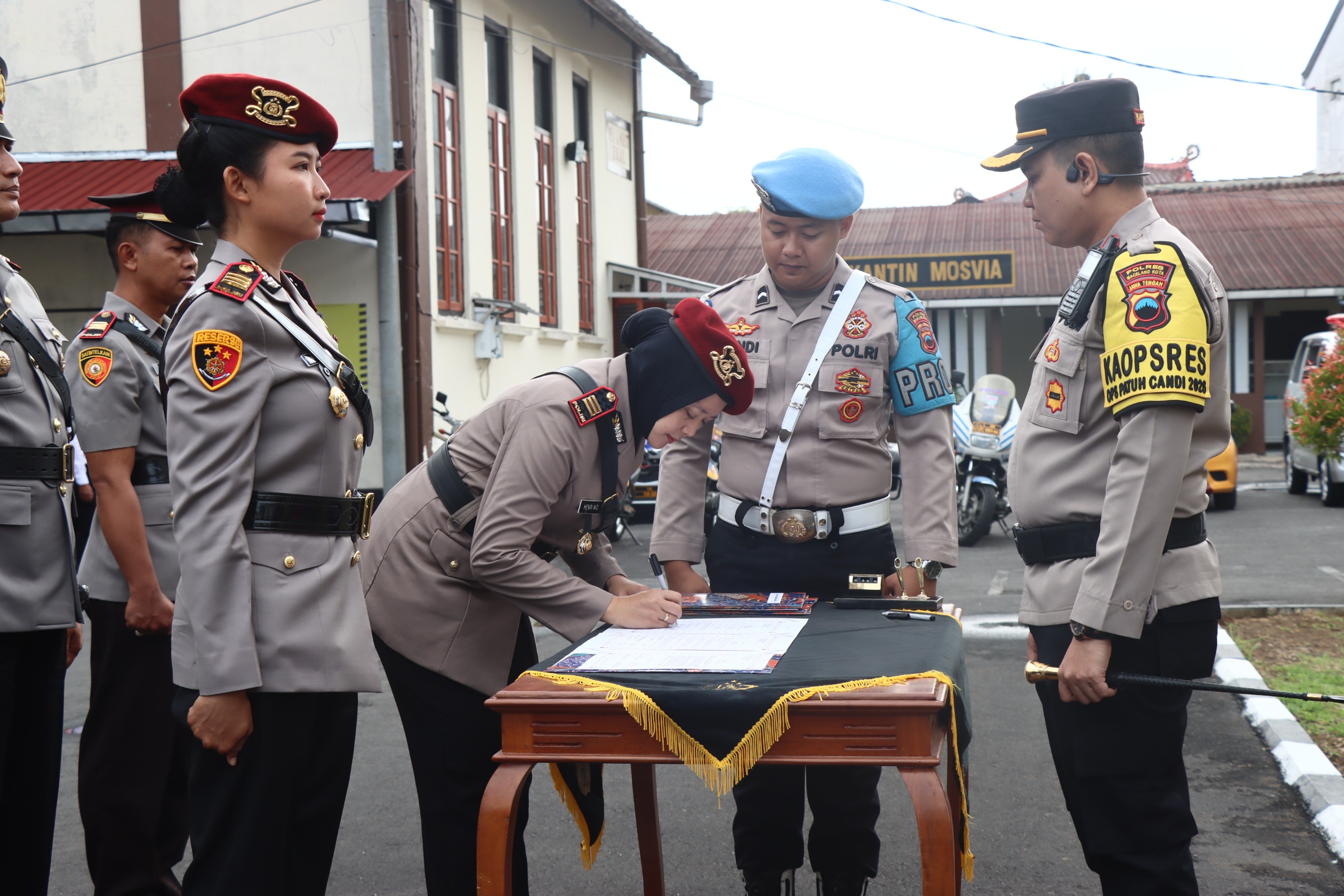 ​4 Pejabat Utama dan Kapolsek Magelang Utara Berganti, Ini Pesan Kapolres