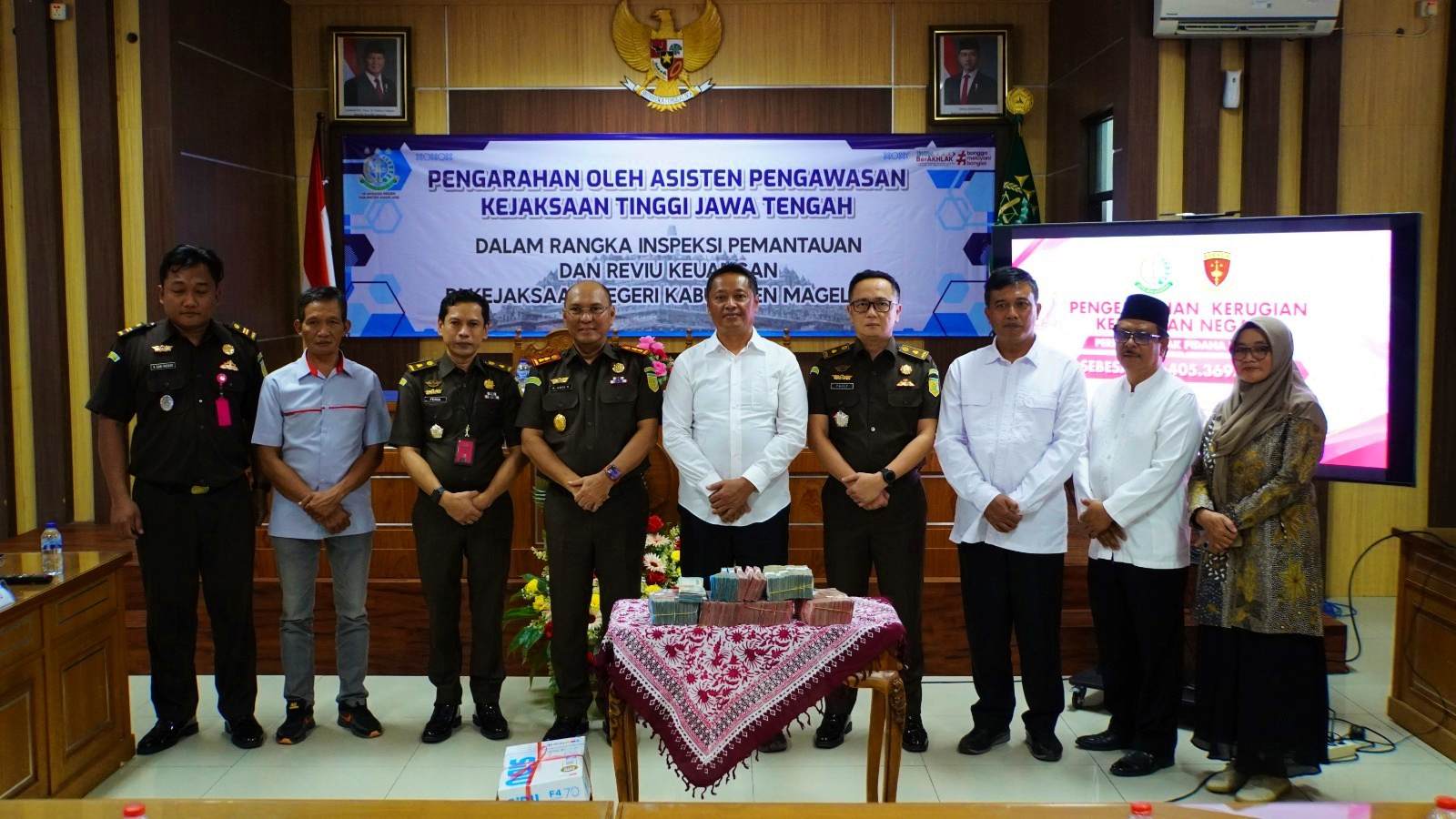 Kejari Kabupaten Magelang Kembalikan Uang Hasil Korupsi Kades Salamkanci Bandongan ke Negara